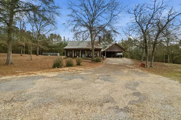 26 Bilbo Ln., Purvis, MS 39475