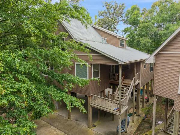 150 Turkey Pine Dr., Hattiesburg, MS 39401