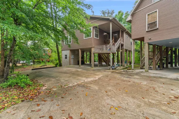 150 Turkey Pine Dr., Hattiesburg, MS 39401
