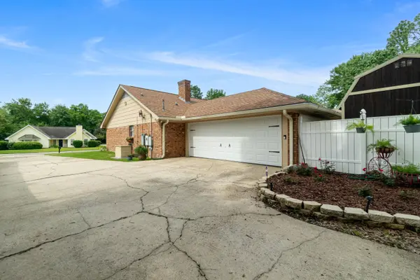 203 Chesterfield Rd., Hattiesburg, MS 39402