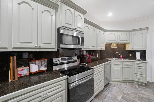 31 Hartley Dr., Hattiesburg, MS 39402