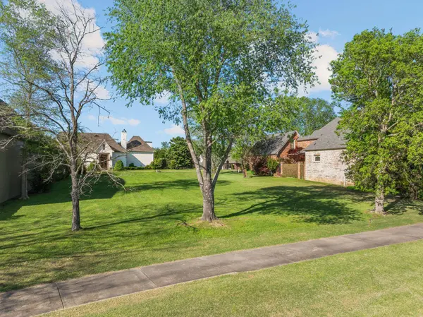 14 Sunset Hill, Hattiesburg, MS 39402