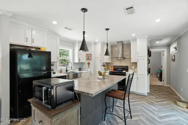 12 Cascio Taormina Road, Seminary, MS 39479
