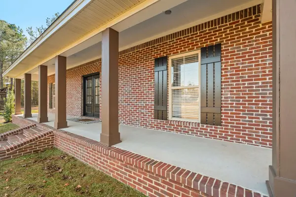 125 Canty Rayborn Rd., Sumrall, MS 39482