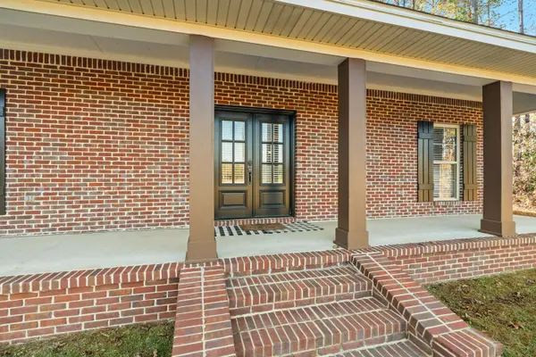 125 Canty Rayborn Rd., Sumrall, MS 39482