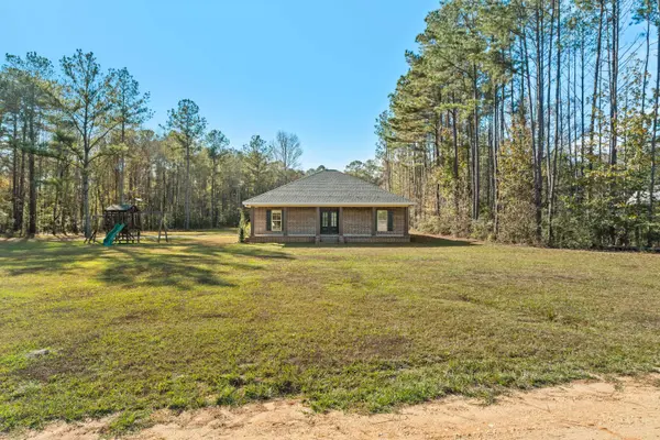 125 Canty Rayborn Rd., Sumrall, MS 39482