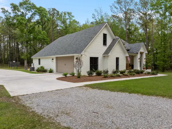 75 Otis Lee Rd., Petal, MS 39465