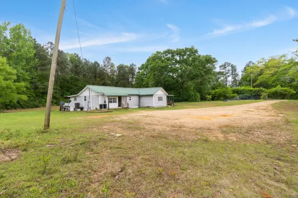 810 Osborn Moody Rd., Poplarville, MS 39470