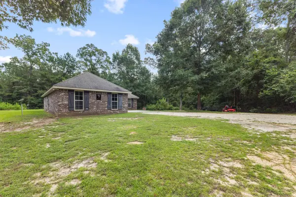 57 Napier Rd., Seminary, MS 39479