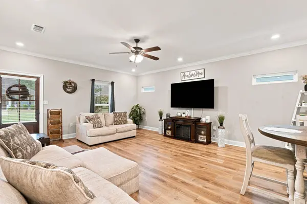 208 Legacy Blvd., Hattiesburg, MS 39402
