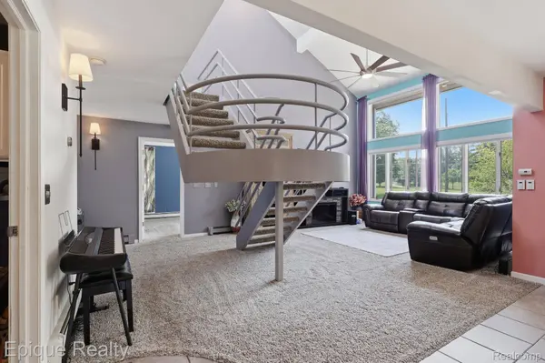 4049 Blue River DR, St. Clair Township, MI 48079