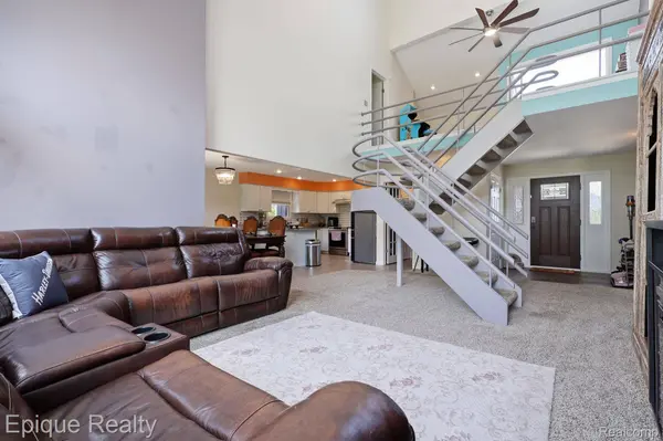 4049 Blue River DR, St. Clair Township, MI 48079