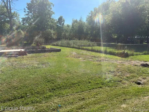3483 W Gracelawn AVE, Mt. Morris Township, MI 48504