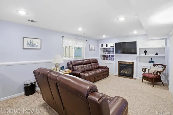 9269 Northwind DR, Zeeland, MI 49464