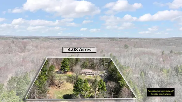 2671 Heritage Ln Lane, Lapeer, MI 48446