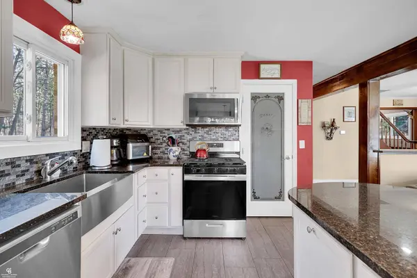 2671 Heritage Ln Lane, Lapeer, MI 48446