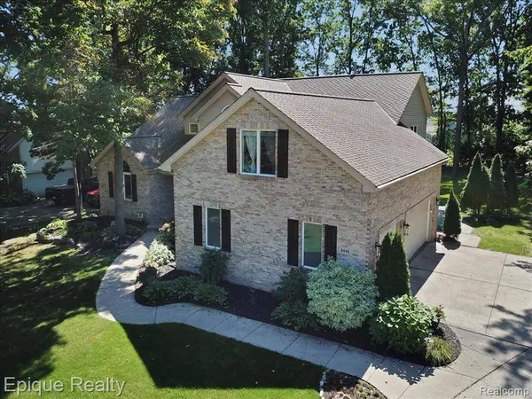 9446 Fair Oaks Drive, Goodrich, MI 48438 9474