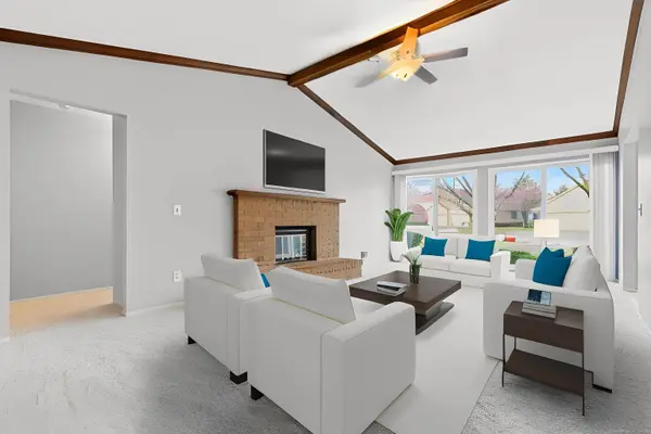 521 Tennyson Drive, Rochester Hills, MI 48307