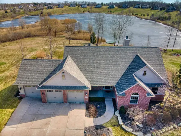 5277 Coulter Lake Trail, Clarkston, MI 48348