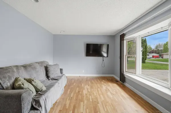 6376 Samson Drive, Grand Blanc, MI 48439