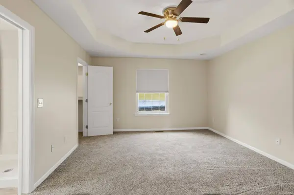 337 Courtneys Place, Lapeer, MI 48446