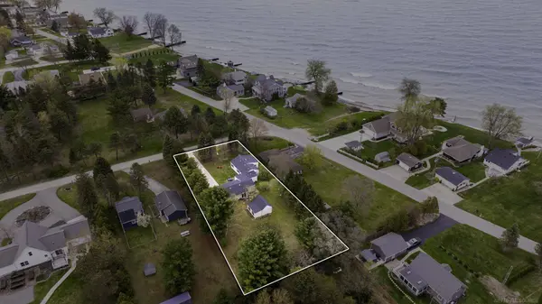 7672 Schroeder Road, Lexington, MI 48450