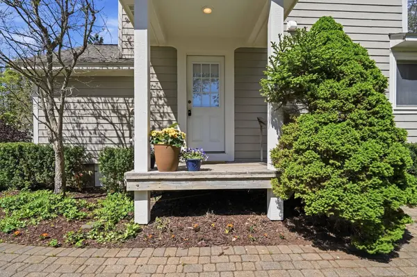 776 Heights Road, Lake Orion, MI 48362