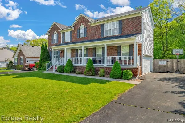 8239 Loon Lane, Grand Blanc, MI 48439 7235
