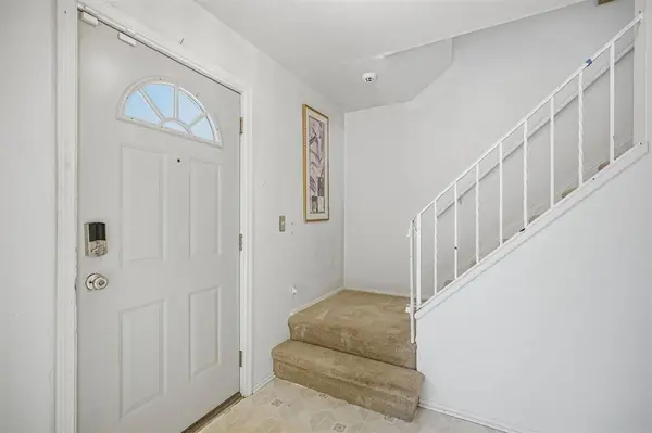 30701 Ventura Street, Southfield, MI 48076-7730