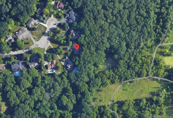 1085 Bear Creek Court, Oakland Twp, MI 48306
