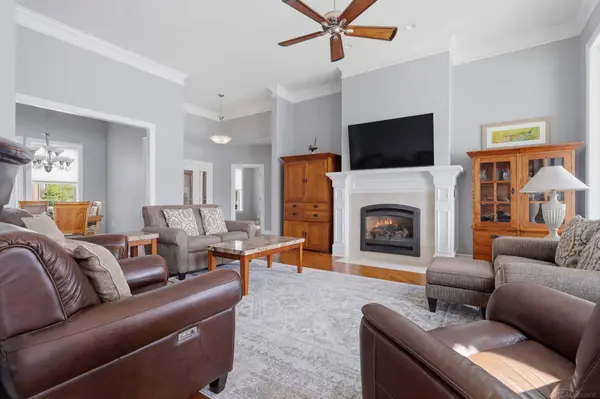 750 Bay Pointe Drive, Oxford, MI 48371
