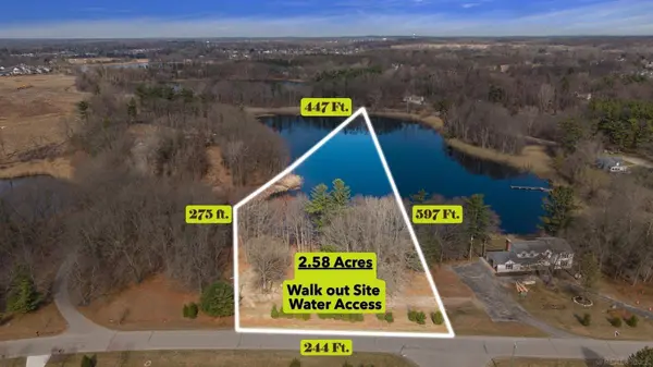 1220 Shephards Lane, Oxford, MI 48371