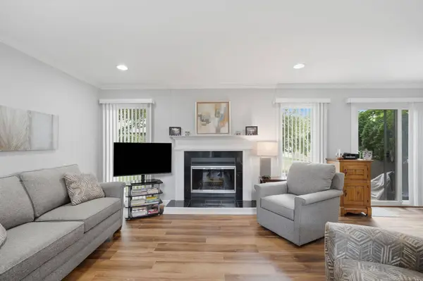 33 Kirks Court, Rochester Hills, MI 48309
