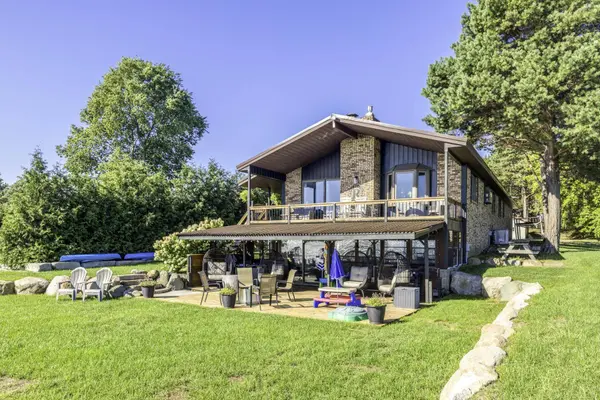 8915 Lakeshore Road, Lexington, MI 48450