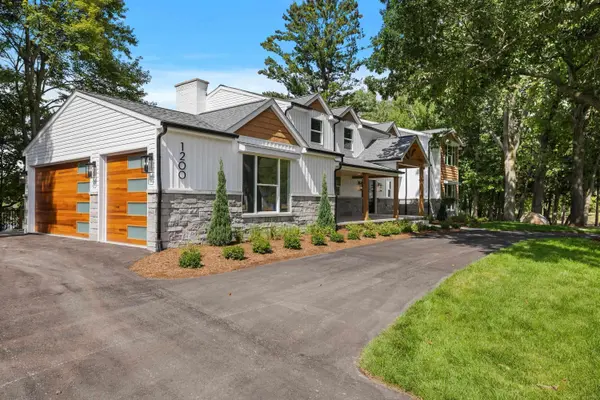 1200 Shephards Lane, Oxford, MI 48371