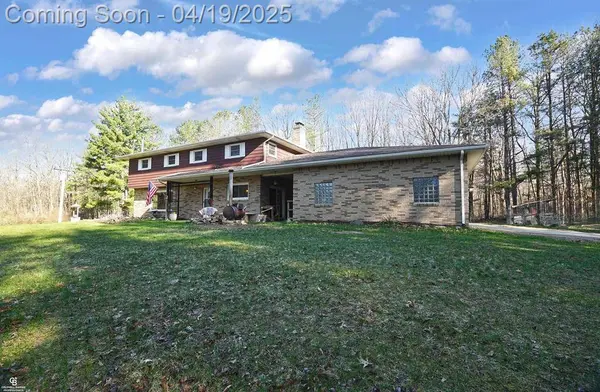 2671 Heritage Ln Lane, Oregon Twp, MI 48446