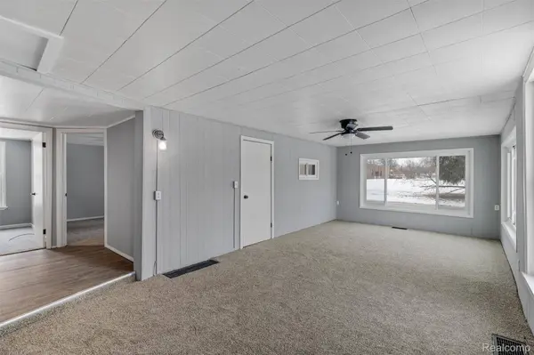 209 W Aldrich ST W, Capac, MI 48014