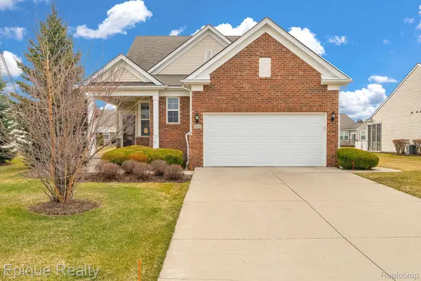 9415 Sand Hill DR, Grand Blanc Charter Township, MI 48439