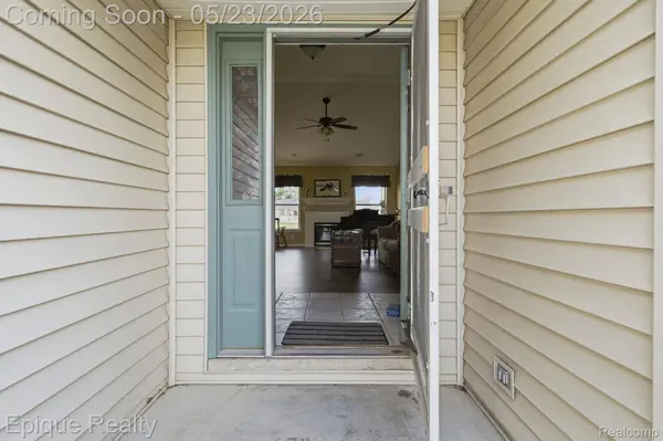 238 Quail DR, Capac Village, MI 48014