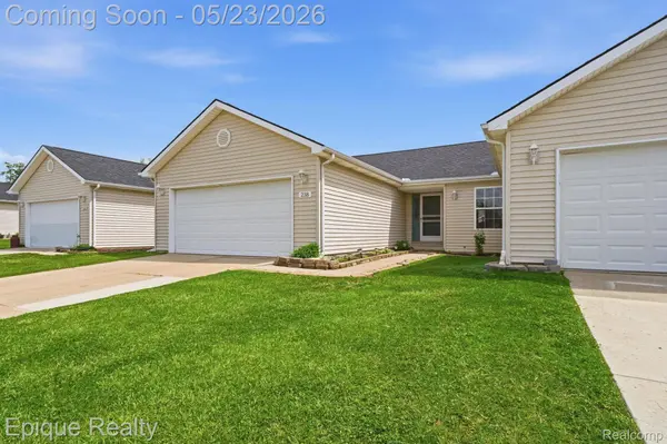 238 Quail DR, Capac Village, MI 48014