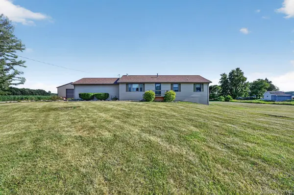 9889 Ditch RD, Chesaning Township, MI 48616