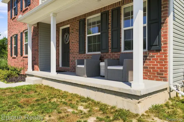 2360 Scenic Hollow DR, Grand Blanc Charter Township, MI 48439