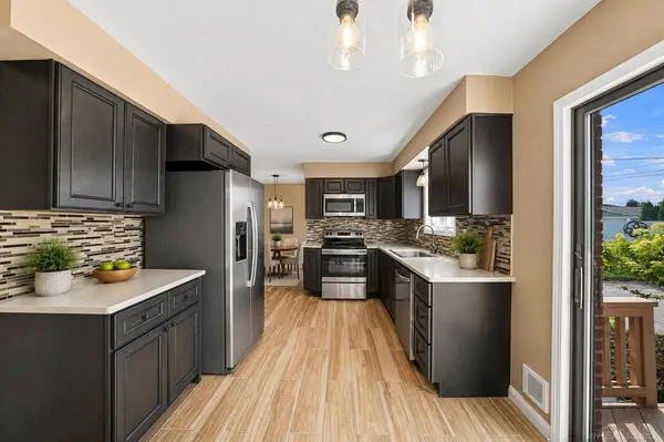 17824 Airport Road, Fraser, MI 48026