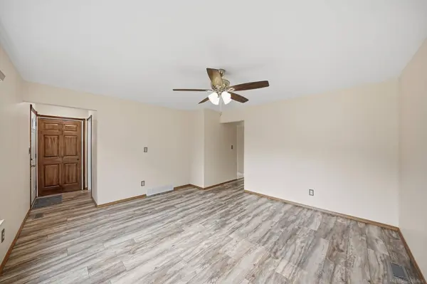 23803 Ada Avenue, Warren, MI 48091