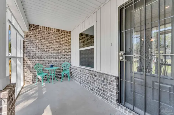 6956 Trailride N, Milton, FL 32570