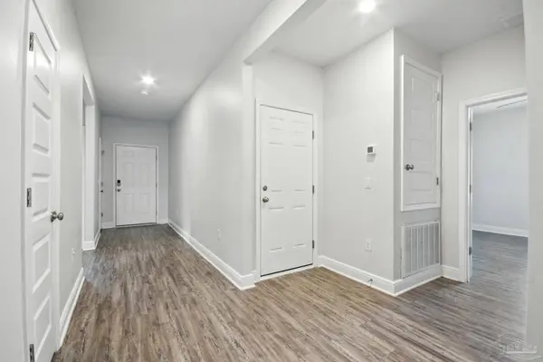 3521 Whitetail Ln, Pensacola, FL 32526