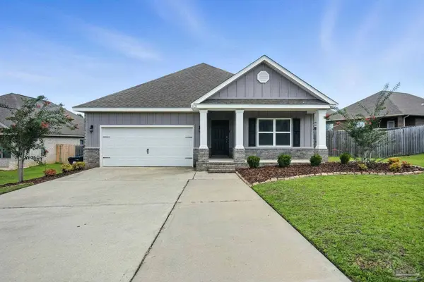 3521 Whitetail Ln, Pensacola, FL 32526