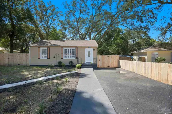 636 Elite Rd, Pensacola, FL 32507