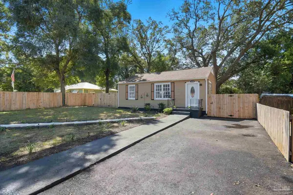 636 Elite Rd, Pensacola, FL 32507