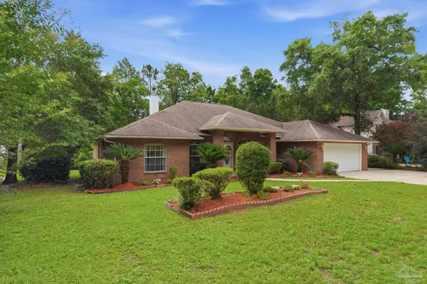 5108 Pine Hollow Dr, Pensacola, FL 32505